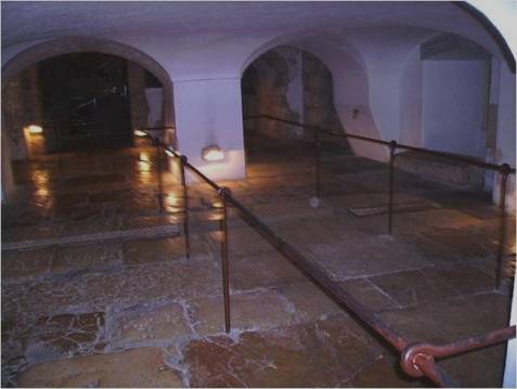 This area may have been the central courtyard of the praetorium, where Jesus went on trial with Pontius Pilate