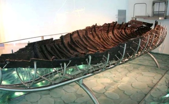 Remains of an ancient fishing boat found preserved in the mud of Lake Galilee